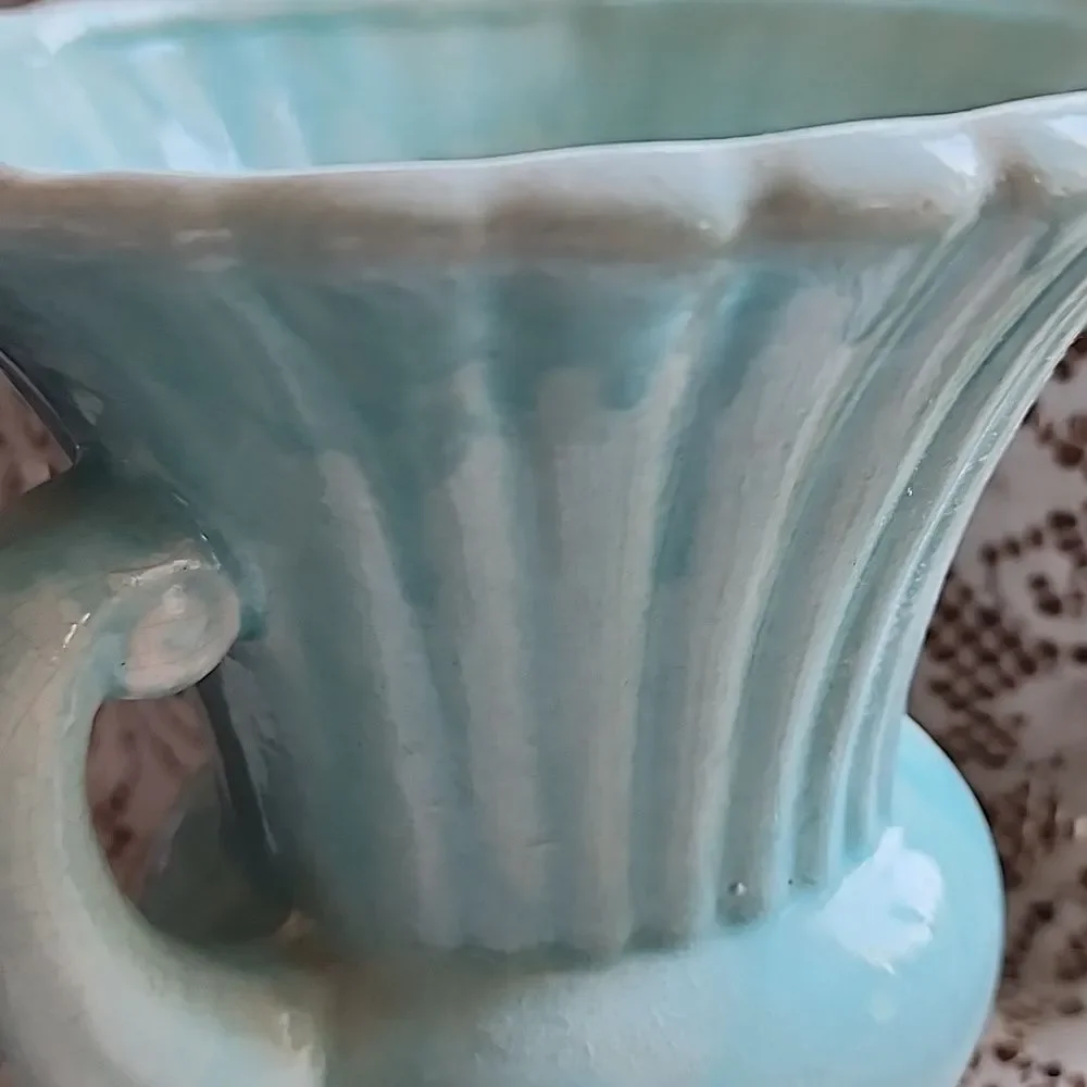 Vintage Ceramic Robin Egg Blue Urn/Vase - Picture 10 of 13
